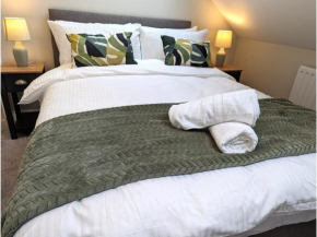2 Bed Apt, Reading Centre, Free Parking